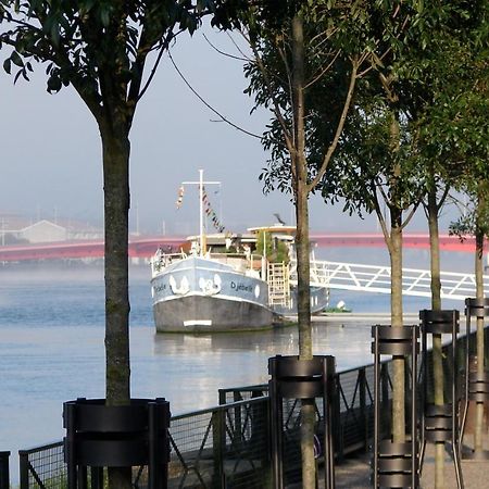 Péniche DJEBELLE Hotel Bayona Exterior foto