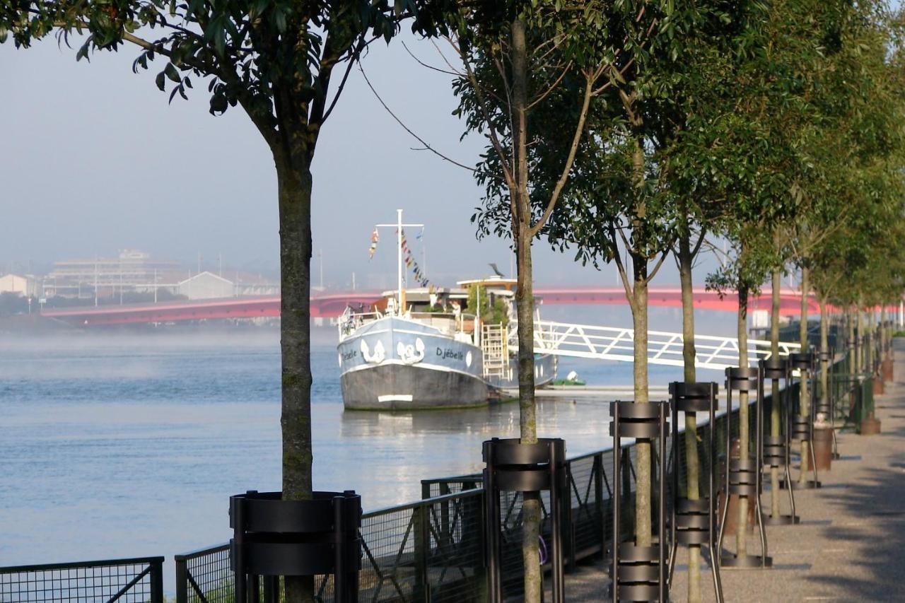 Péniche DJEBELLE Hotel Bayona Exterior foto